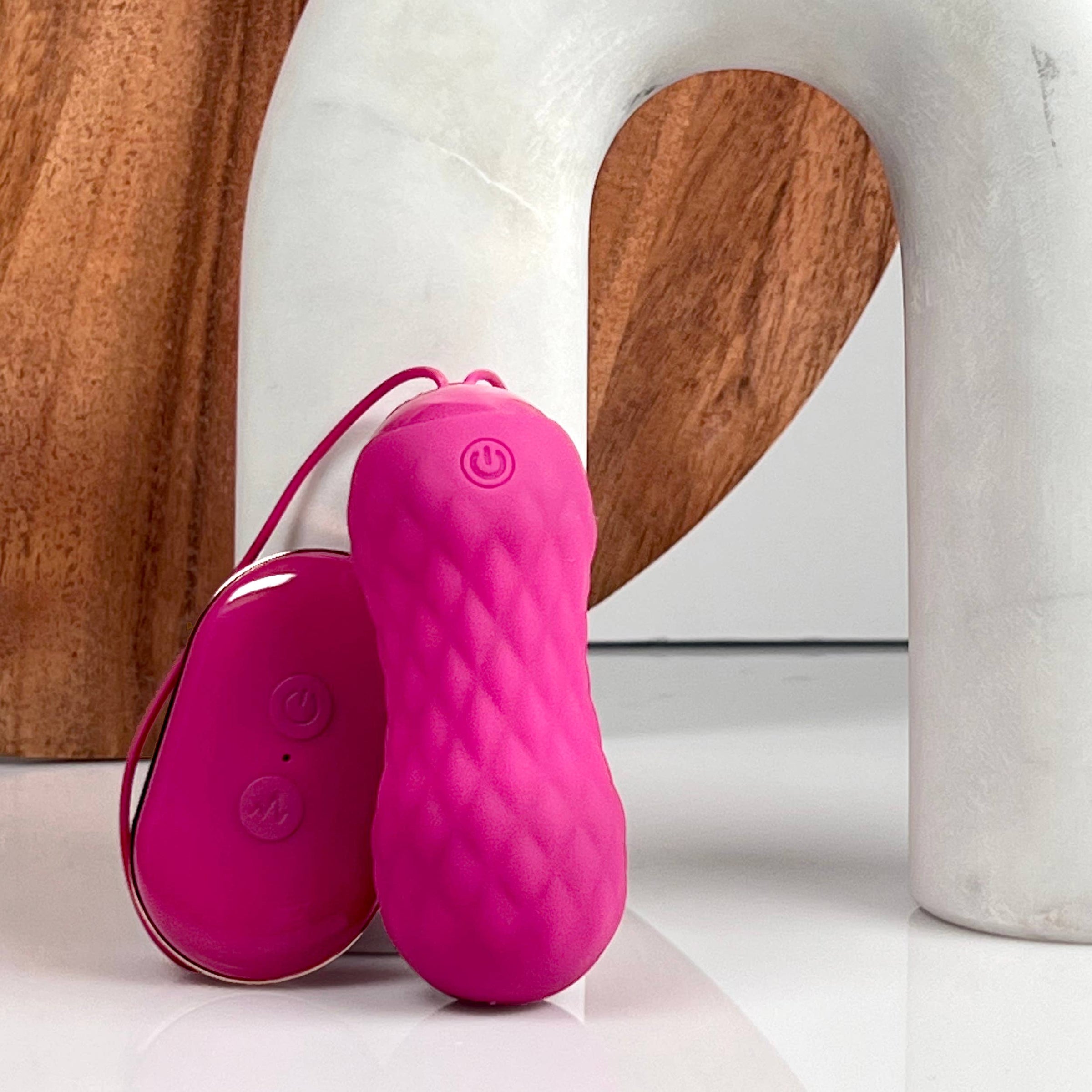 Blush - Carina - 7 Modes Gyrating & Vibrating Egg Vibrator